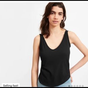 Everlane air cami
